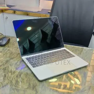 Laptop Apple MacBook Pro 2016 8GB Intel Core i5 SSD 256GB