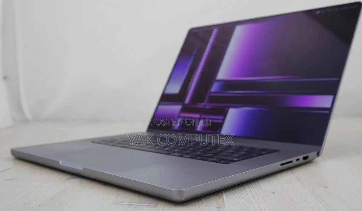 Laptop Apple MacBook Pro 2016 8GB Intel Core i5 SSD 256GB