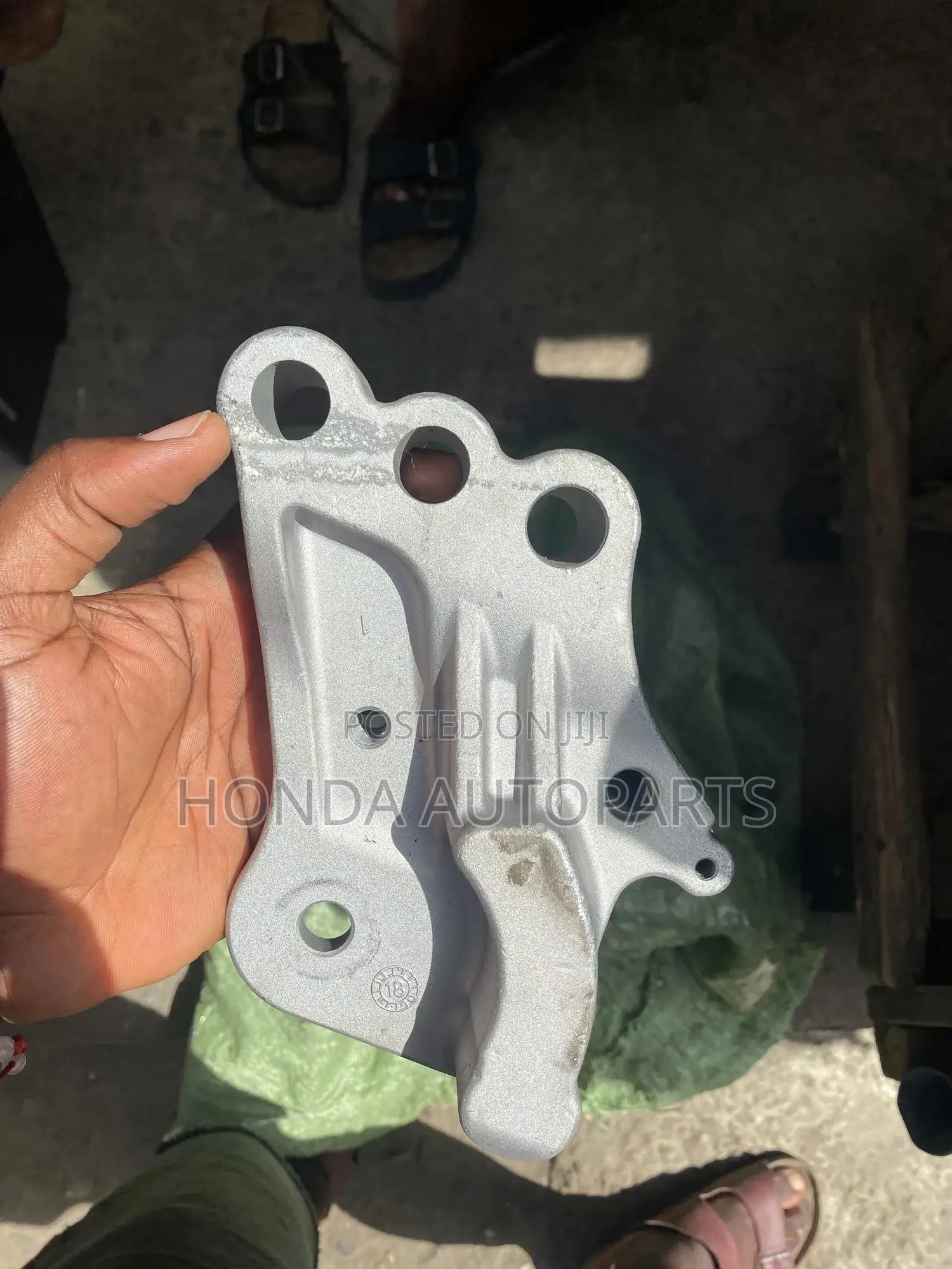 Honda CRV 2017-2018 Engine Mount Top Aluminium