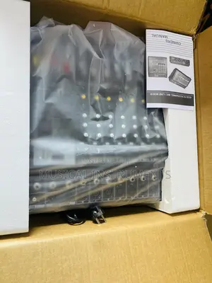 8 Channel Powered Mixer