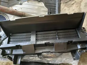 CRV 2017 to 2021 Shutter Grill Upper.