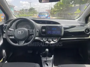 Toyota Vitz 2016 Black