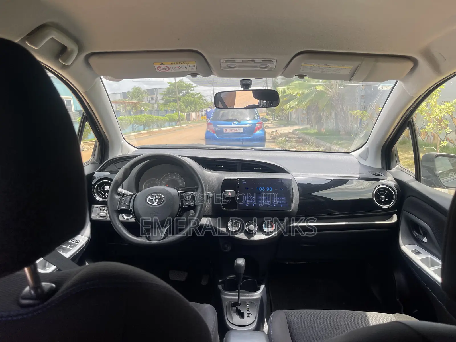 Toyota Vitz 2016 Black