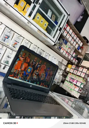 Laptop HP 8GB AMD HDD 500GB