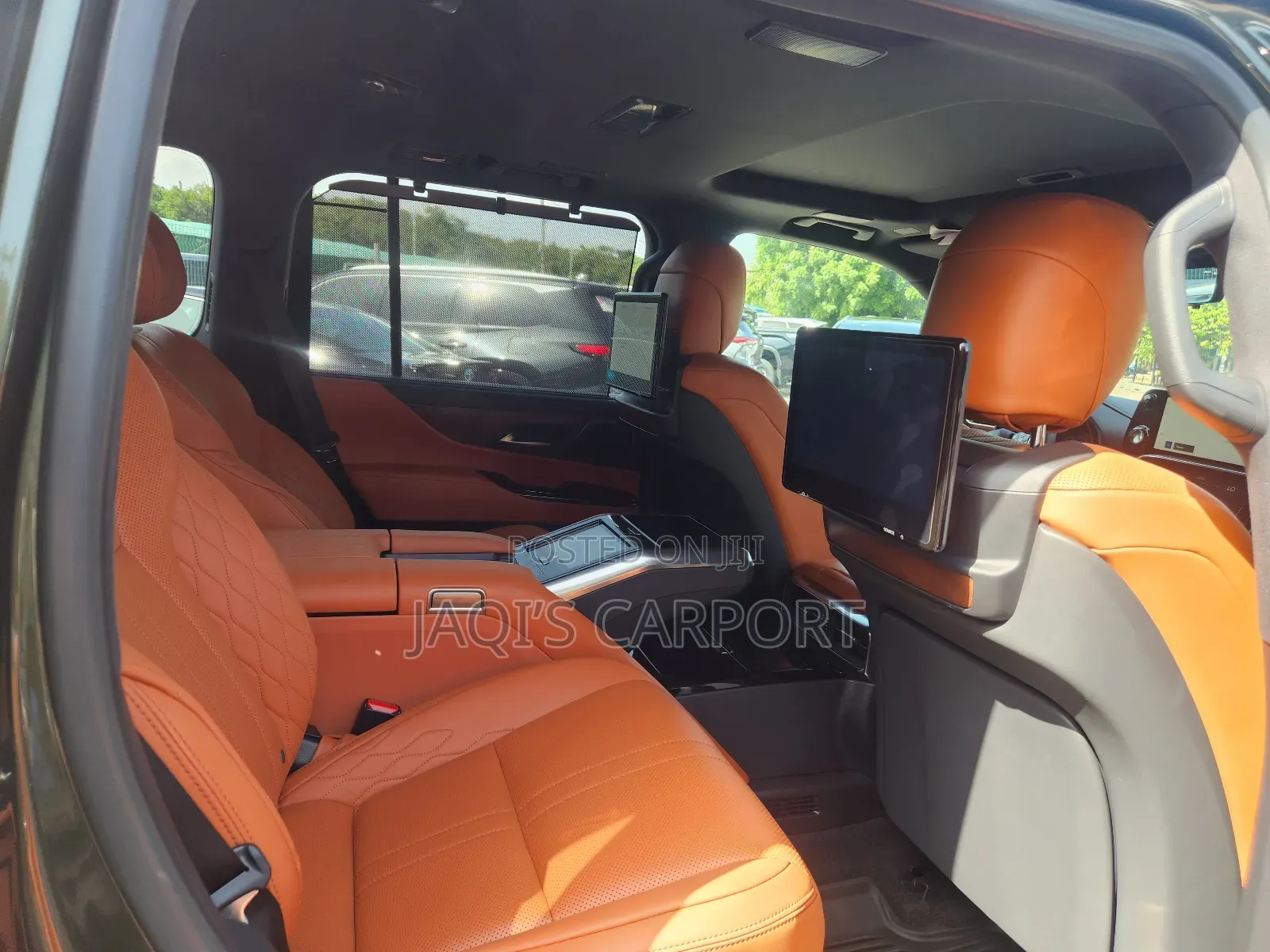 Lexus LX 2024 Green