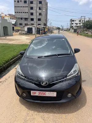 Toyota Vitz 2016 Black