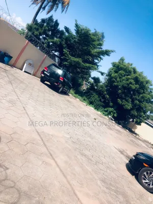 Plot of Land for Sale at Race Course Lapaz