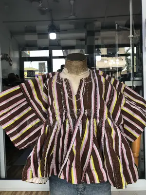 Kids Hand Sewn Smock /Fugu