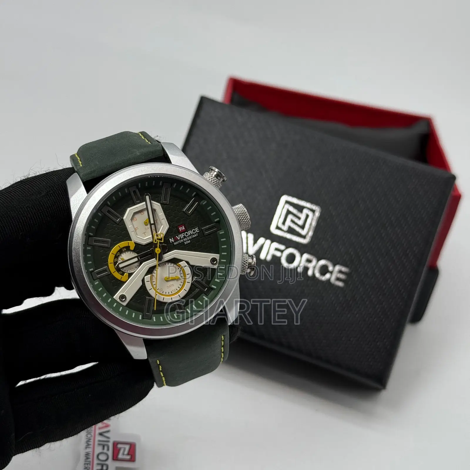 Naviforce Chronograph Leather Watch || Green