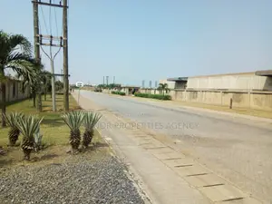 Warehouse for Sale at Freezone