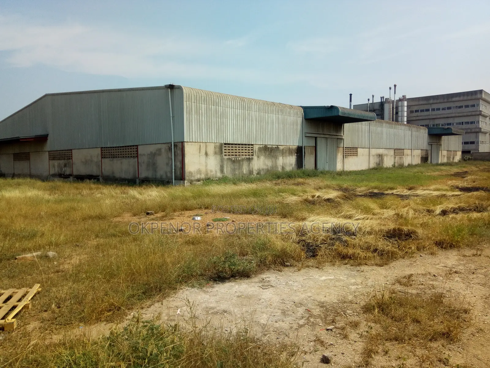 Warehouse for Sale at Freezone