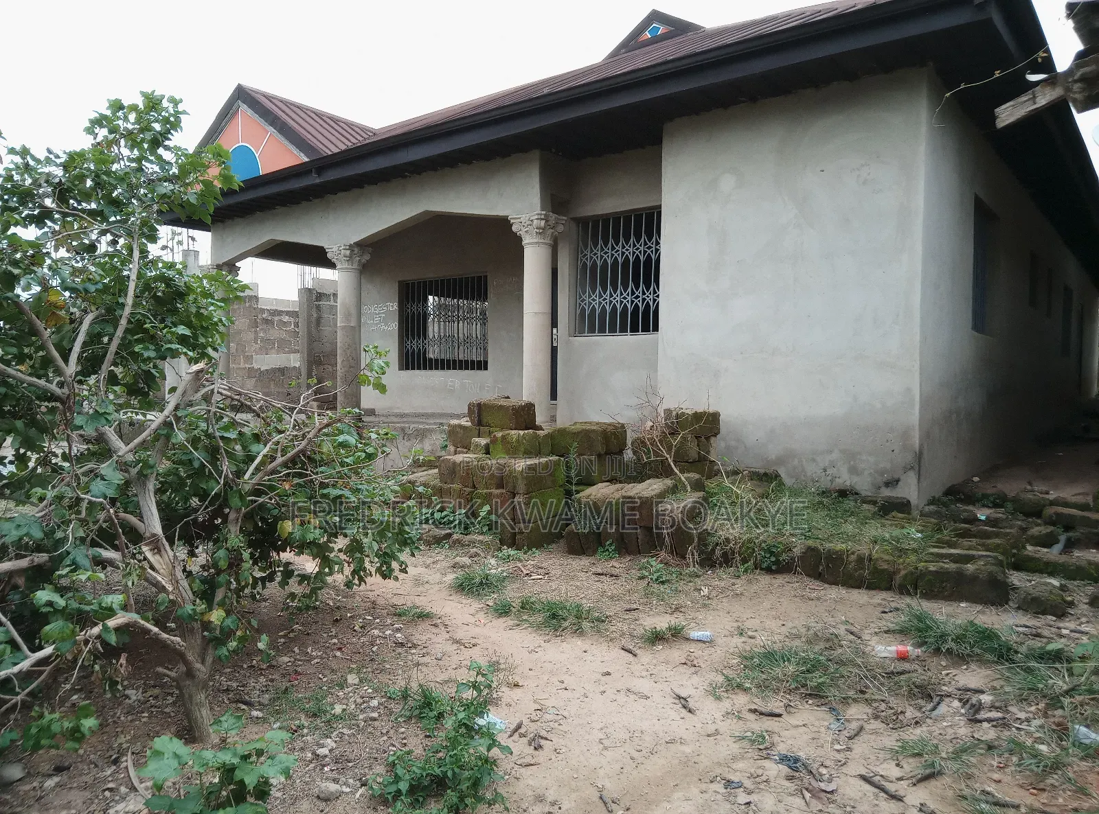 4bdrm House in Brother K Estate, Kumasi Metropolitan for sale