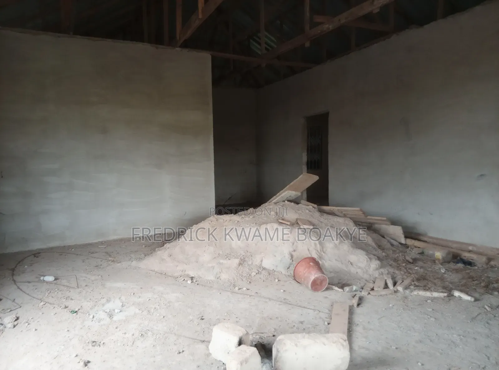 4bdrm House in Brother K Estate, Kumasi Metropolitan for sale