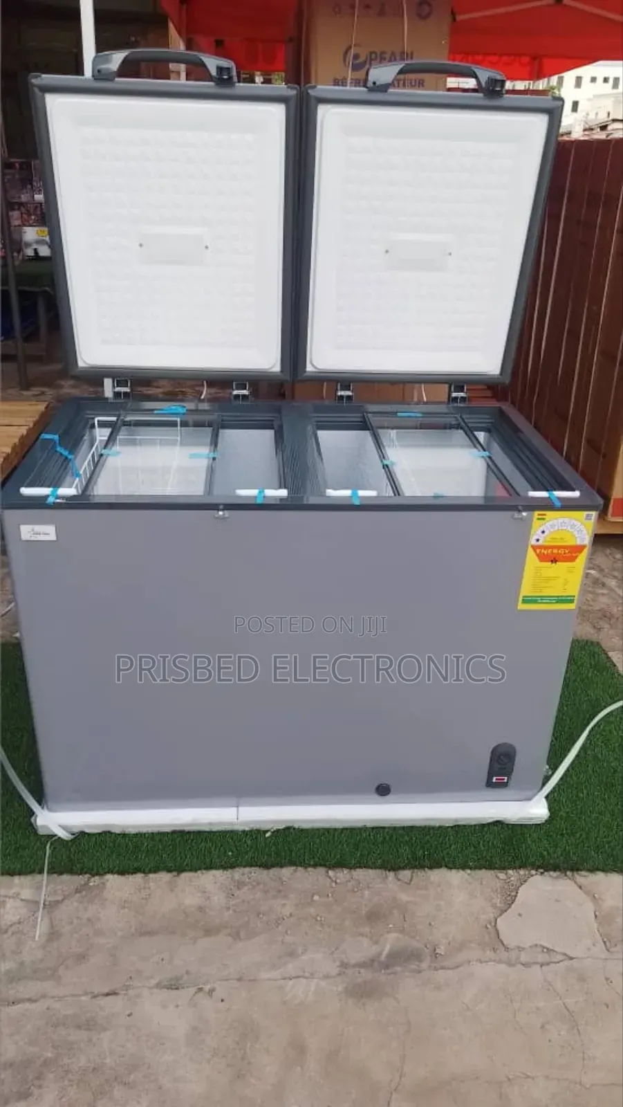 Goldstar Durable Double Door Chest Freezer 333 Litres