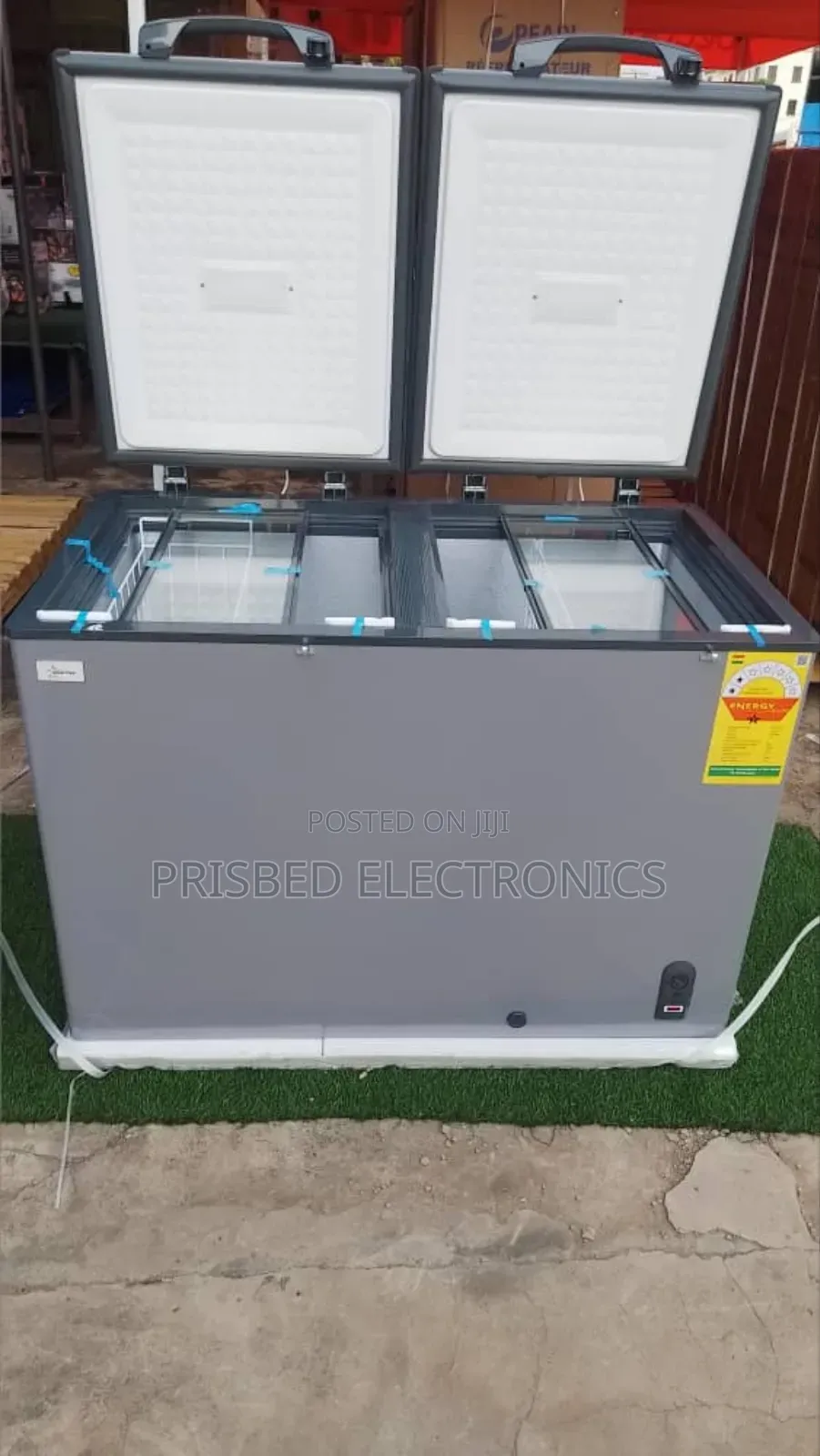 Goldstar Durable Double Door Chest Freezer 333 Litres