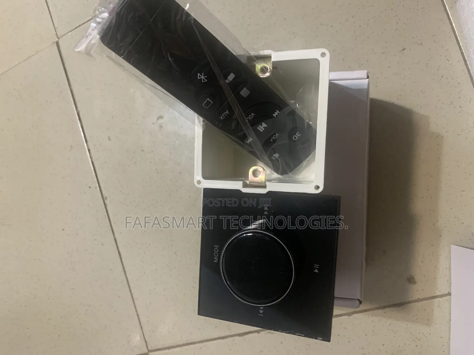 Bluetooth Wall Amplifier