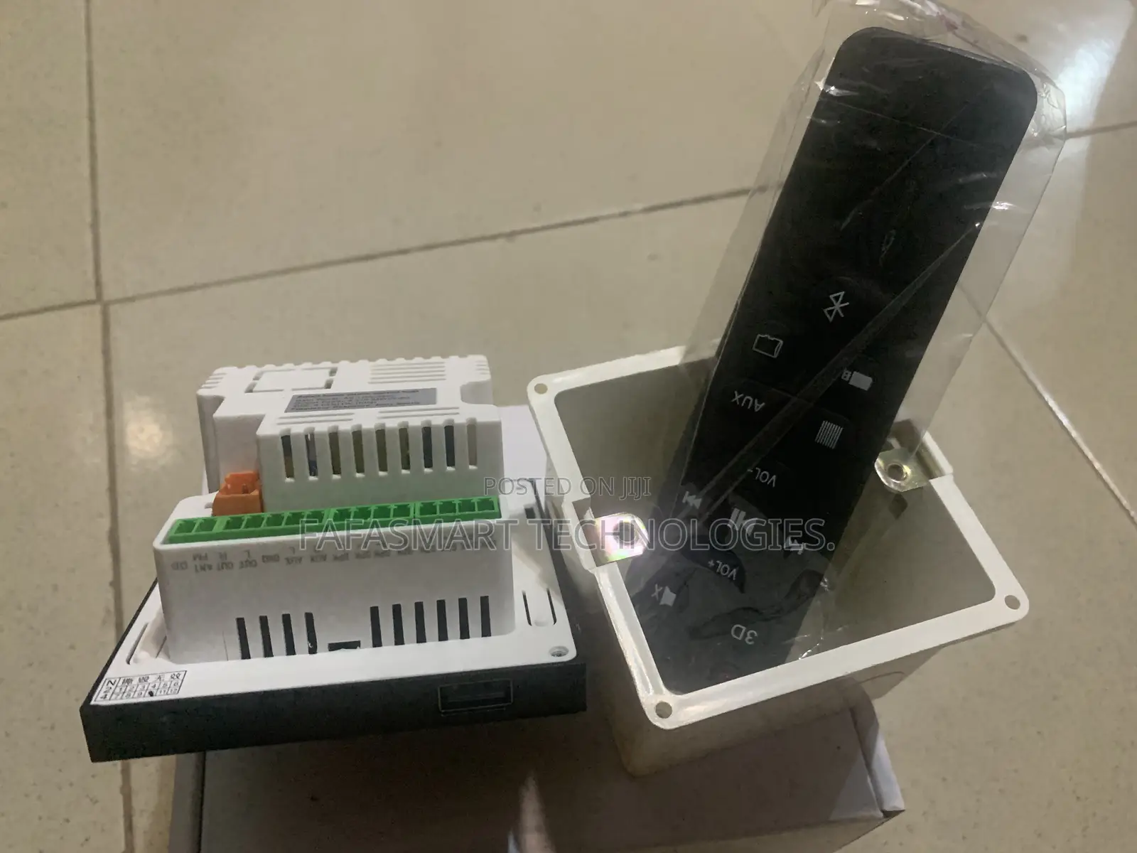 Bluetooth Wall Amplifier