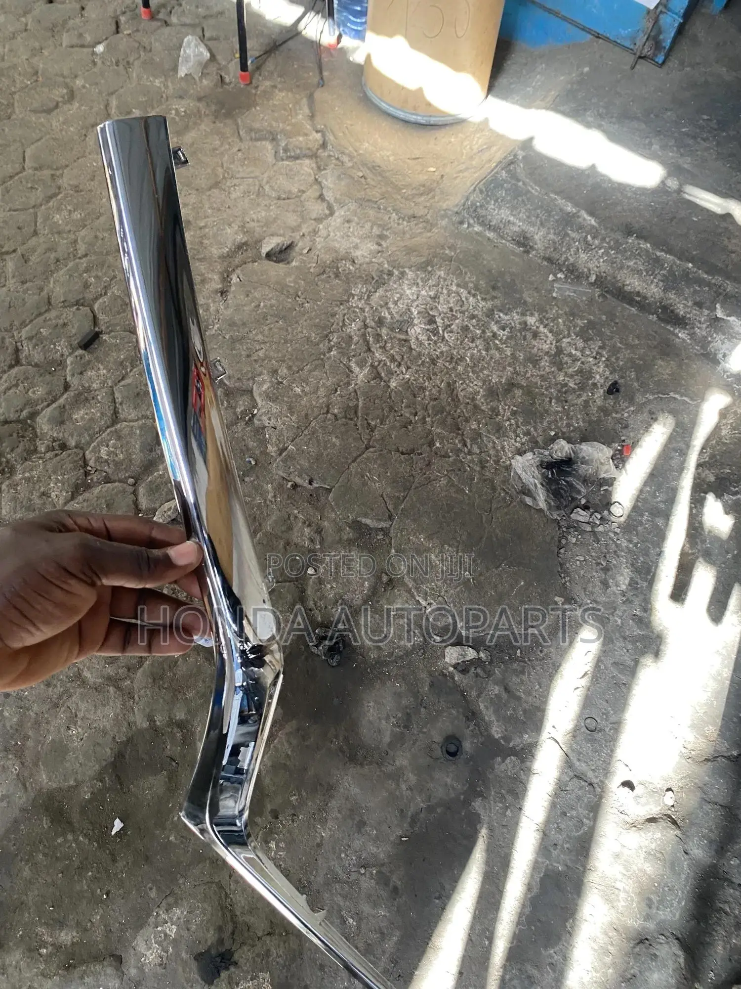 Honda CRV 2017 to 2019 Headlight Chrome/Garnish