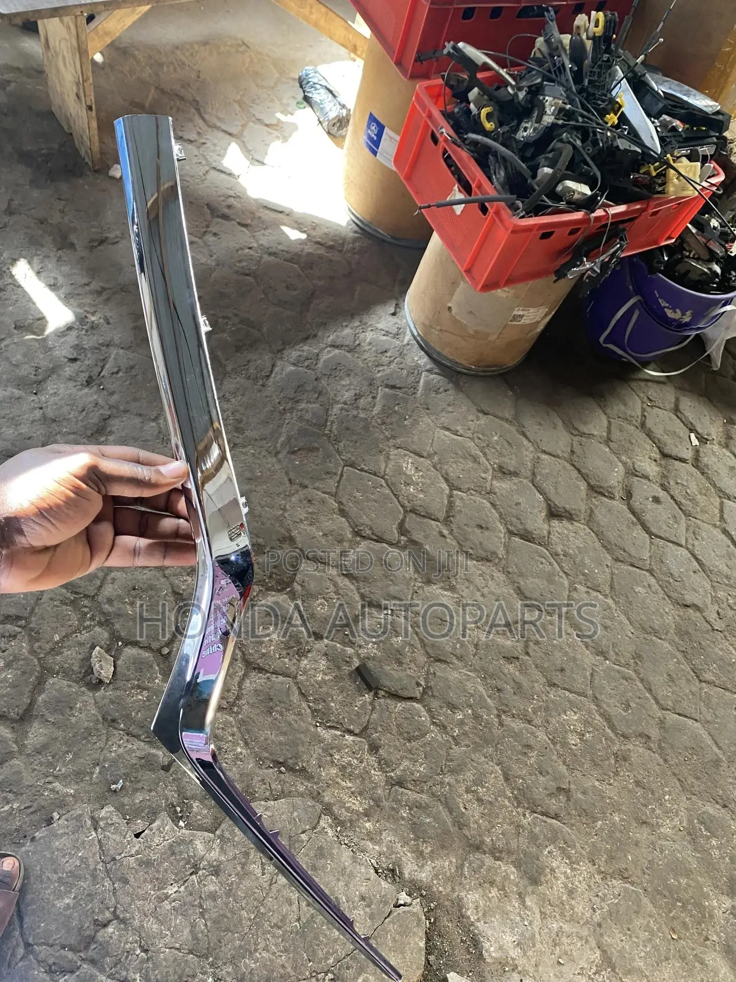 Honda CRV 2017 to 2019 Headlight Chrome/Garnish