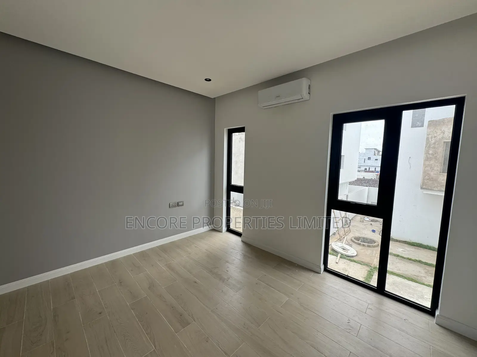 5bdrm House in Encore Properties, Dzorwulu for sale