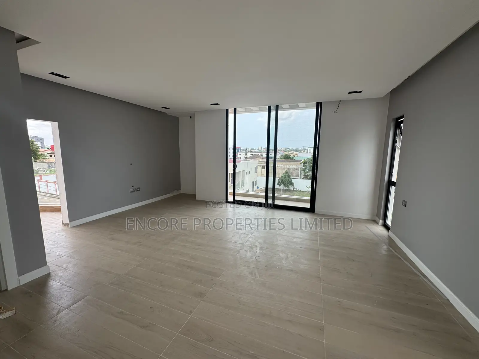5bdrm House in Encore Properties, Dzorwulu for sale