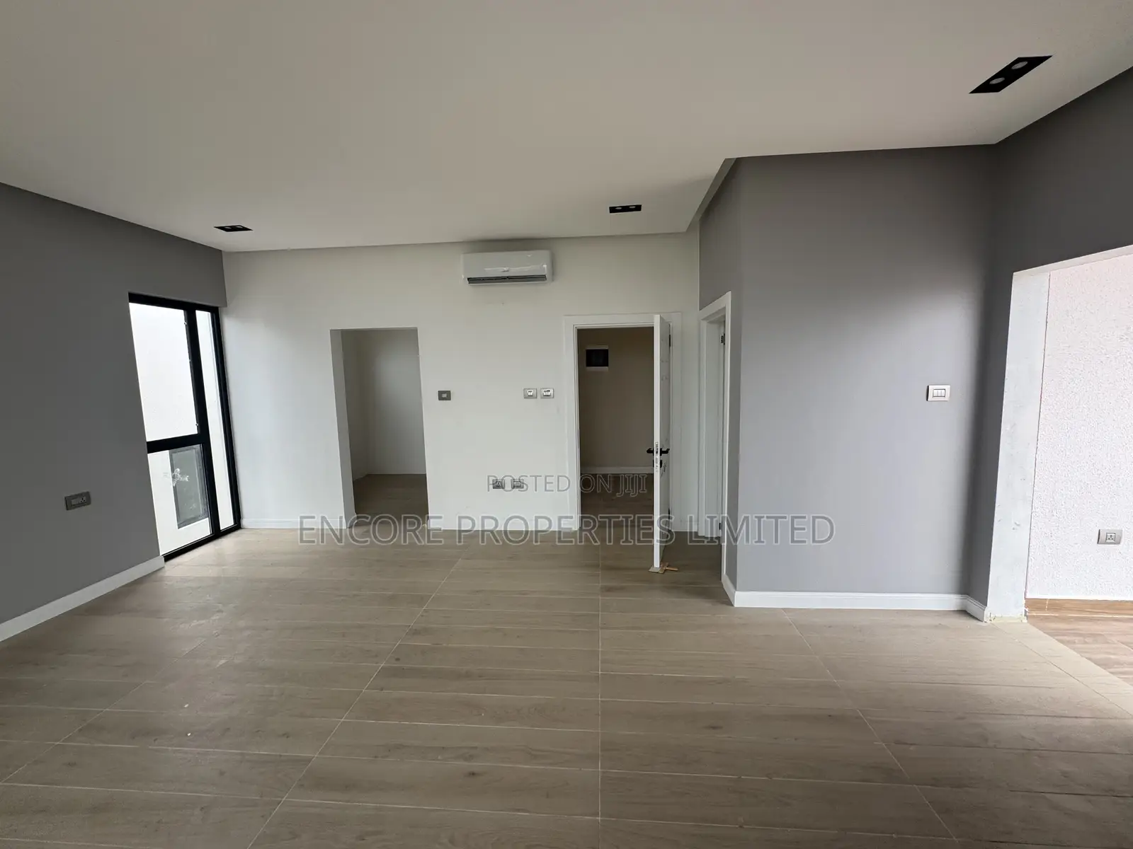 5bdrm House in Encore Properties, Dzorwulu for sale