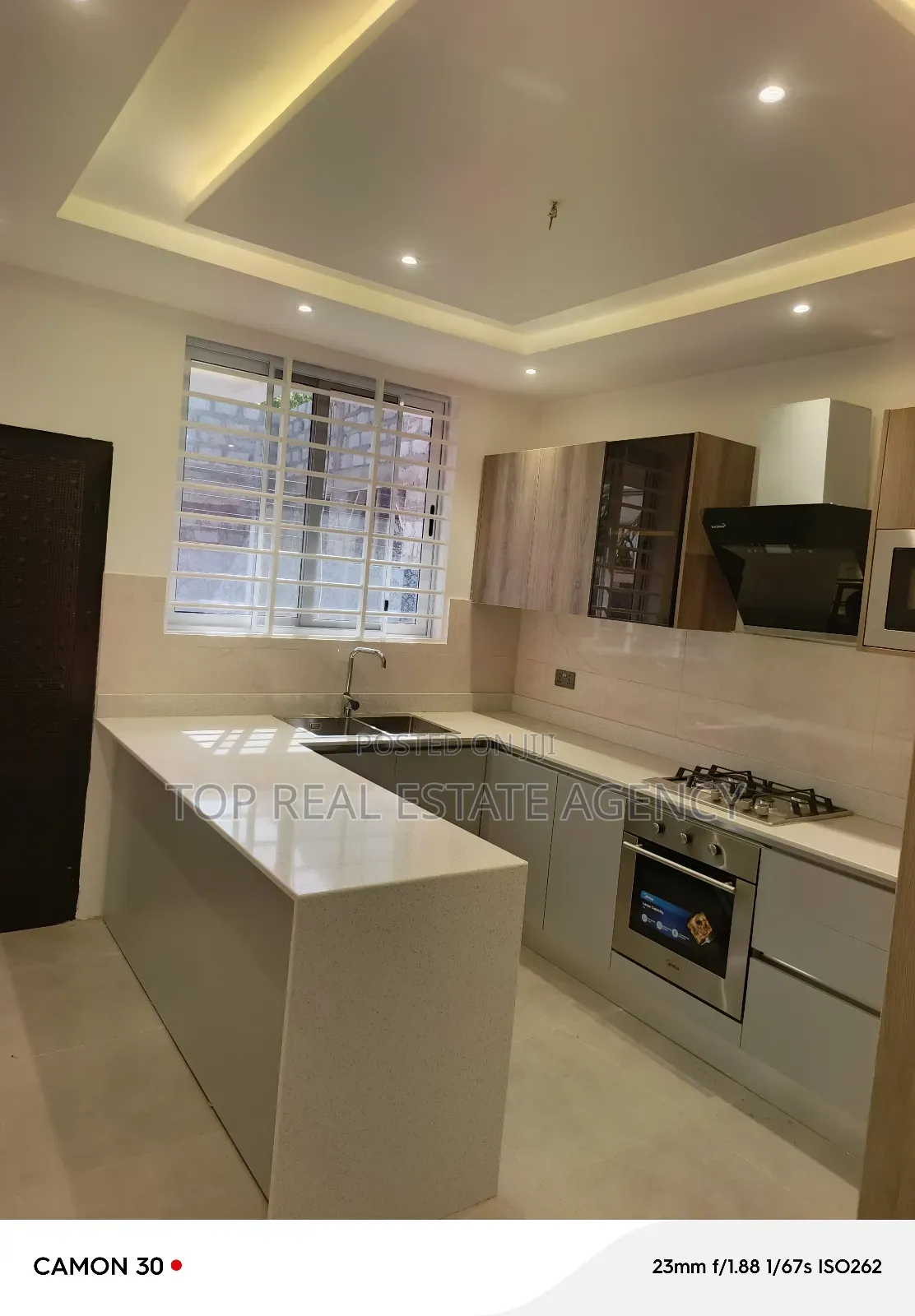 3bdrm Duplex in ,,, K. Bee, Oyarifa for sale