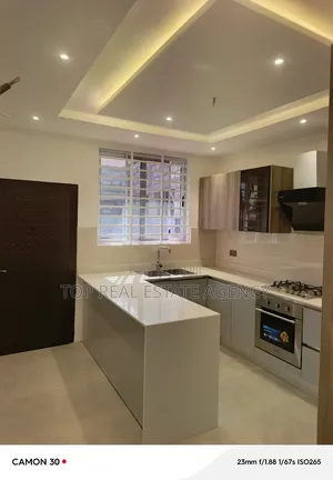 3bdrm Duplex in ,,, K. Bee, Oyarifa for sale