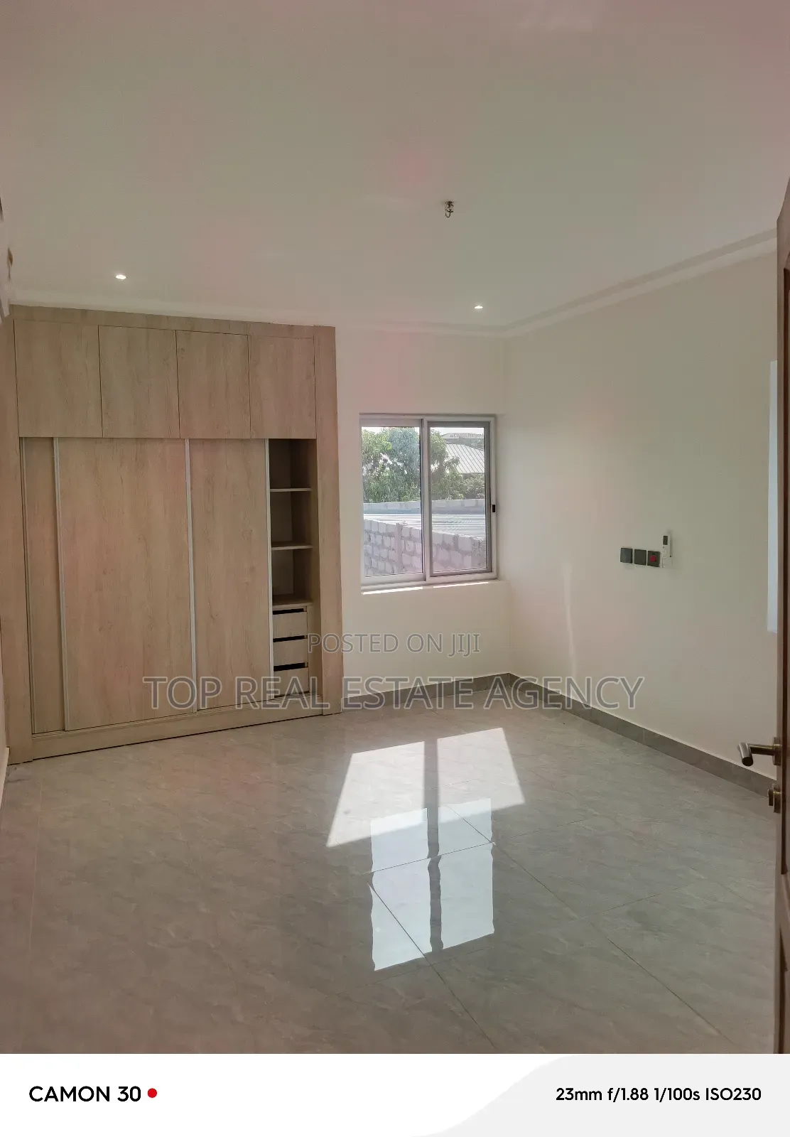 3bdrm Duplex in ,,, K. Bee, Oyarifa for sale