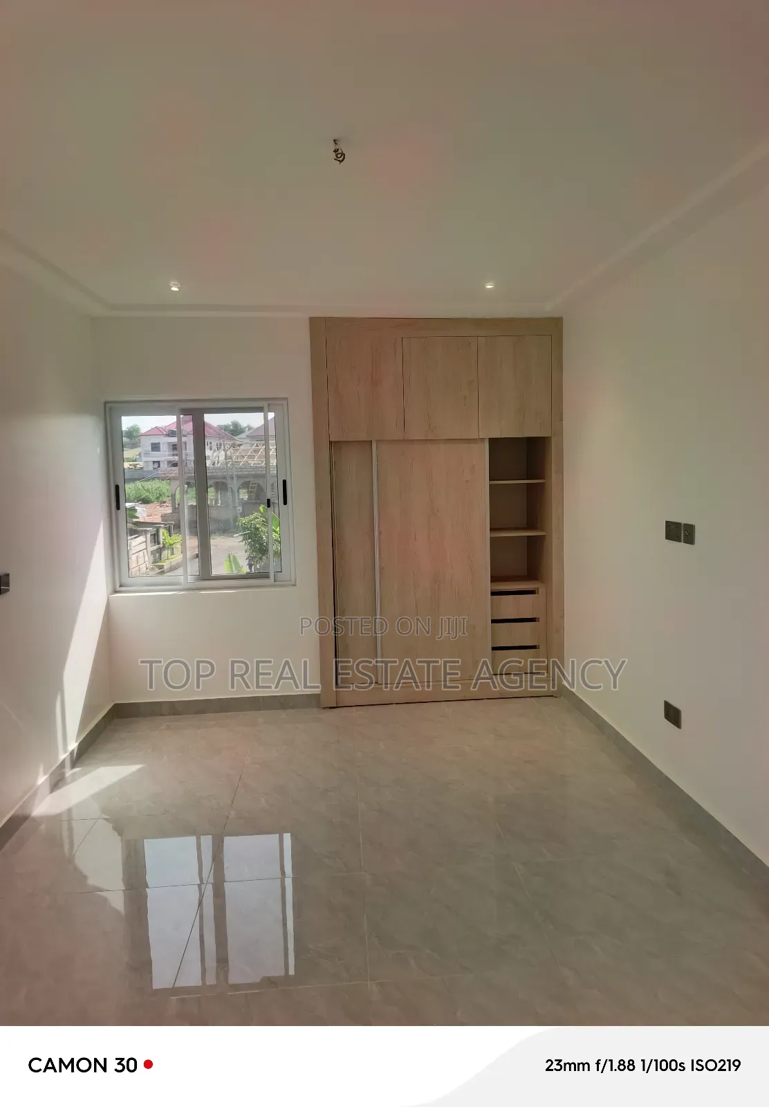 3bdrm Duplex in ,,, K. Bee, Oyarifa for sale