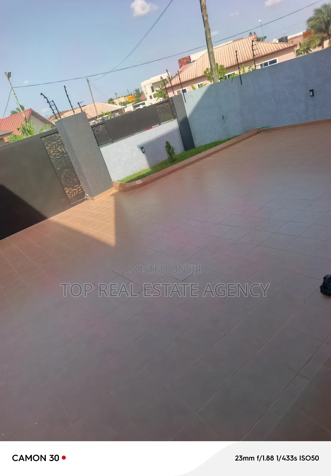 3bdrm Duplex in ,,, K. Bee, Oyarifa for sale