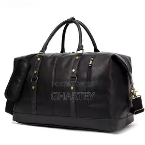 Photo - Quality Waterproof Material Duffle Bag || Black