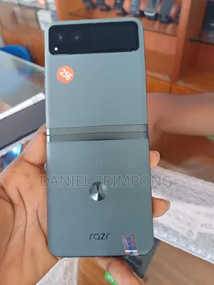 Motorola Razr 40 128 GB Blue