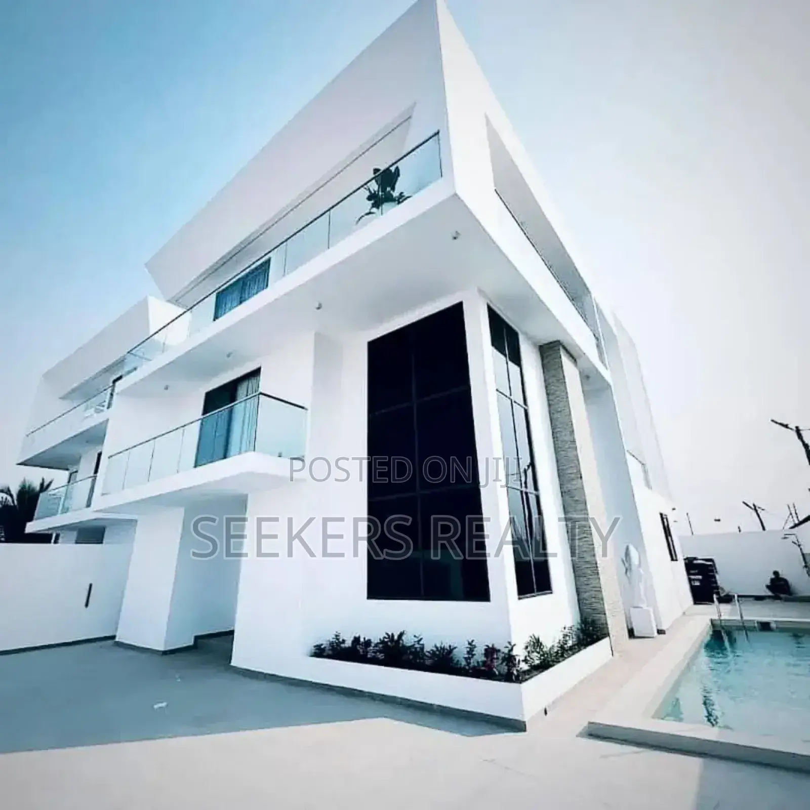Furnished 4bdrm House in Seekers Realty, Accra Metropolitan for sale