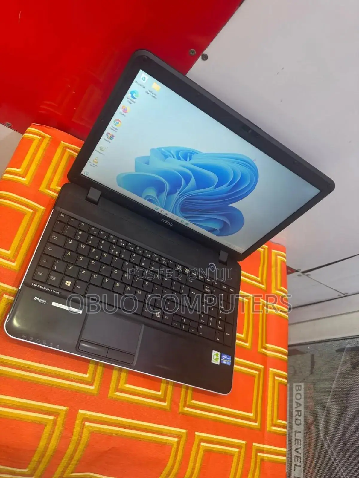 Laptop Fujitsu Lifebook A531 4GB Intel Core I3 HDD 500GB