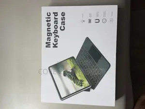 Photo - 10th and 11th Generation iPad Magickeyboard
