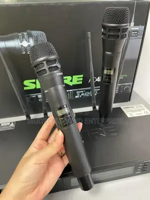 Shure Wireless Microphone (Ad4d)