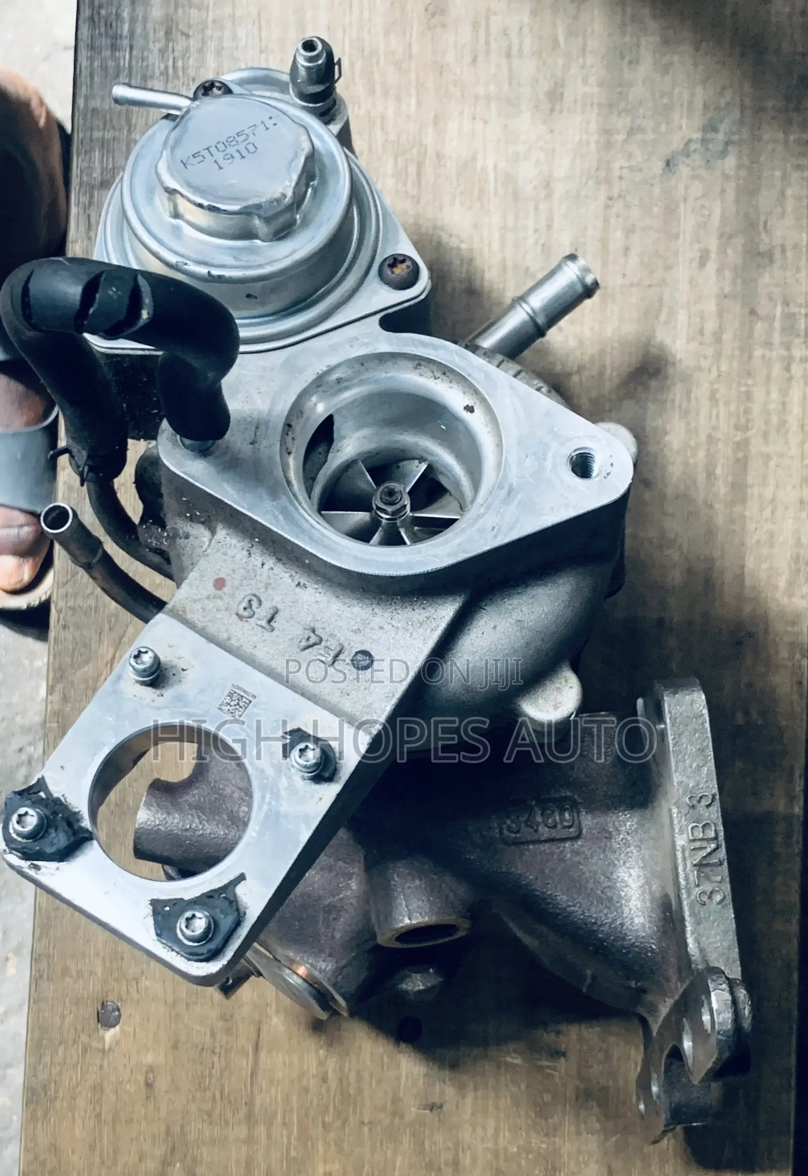Turbo Charger for Honda CRV/Civic and Accord.