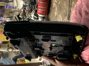 2020/2024 Toyota Rav 4 Inside Light and Sunroof Console