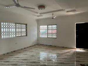 5bdrm House in Acp Pokuase for rent