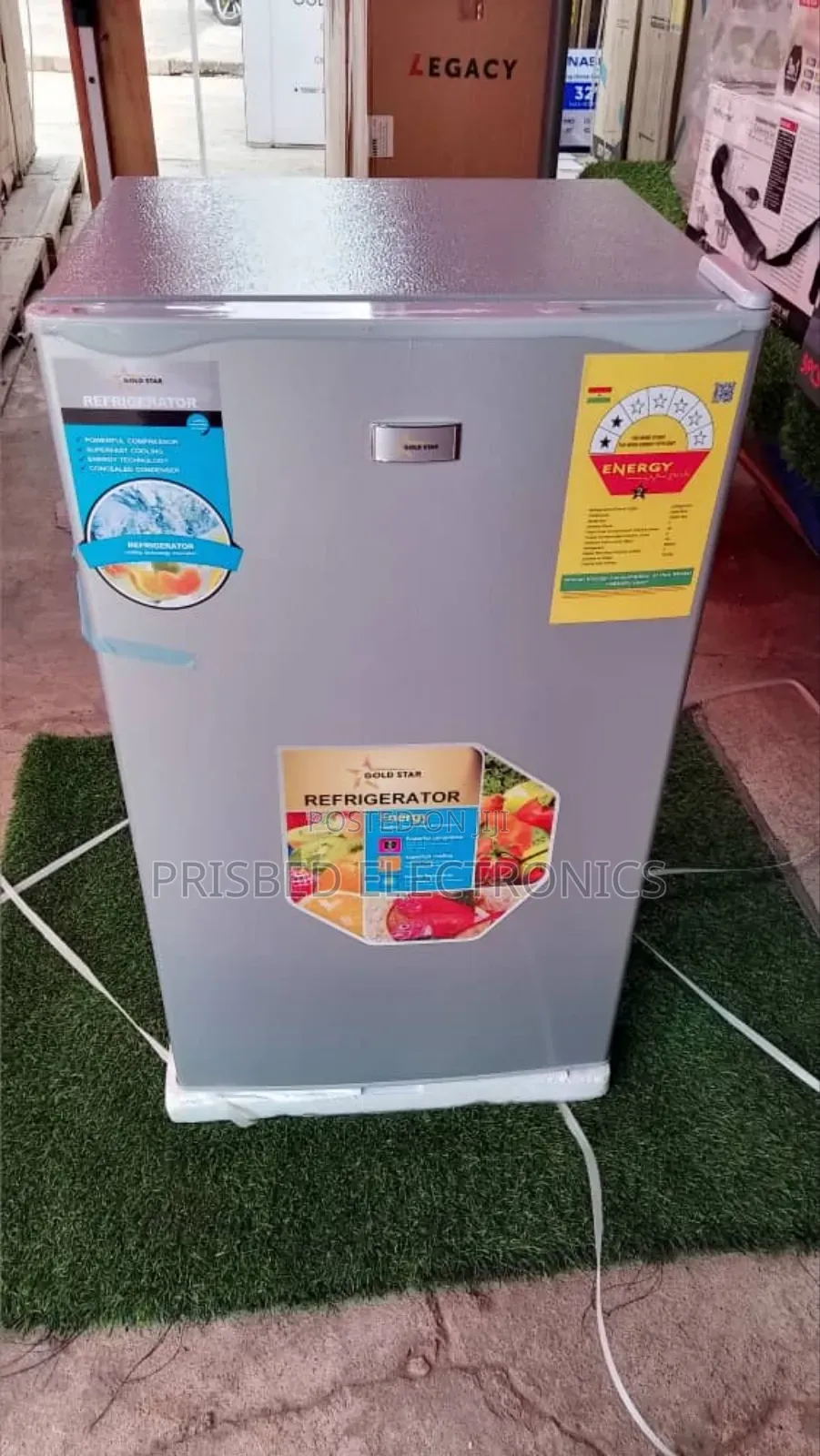Goldstar Durable Table Top Fridge 92 Litres
