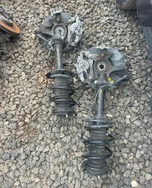 Honda Civic 22/2023 Complete Shocks and Hub