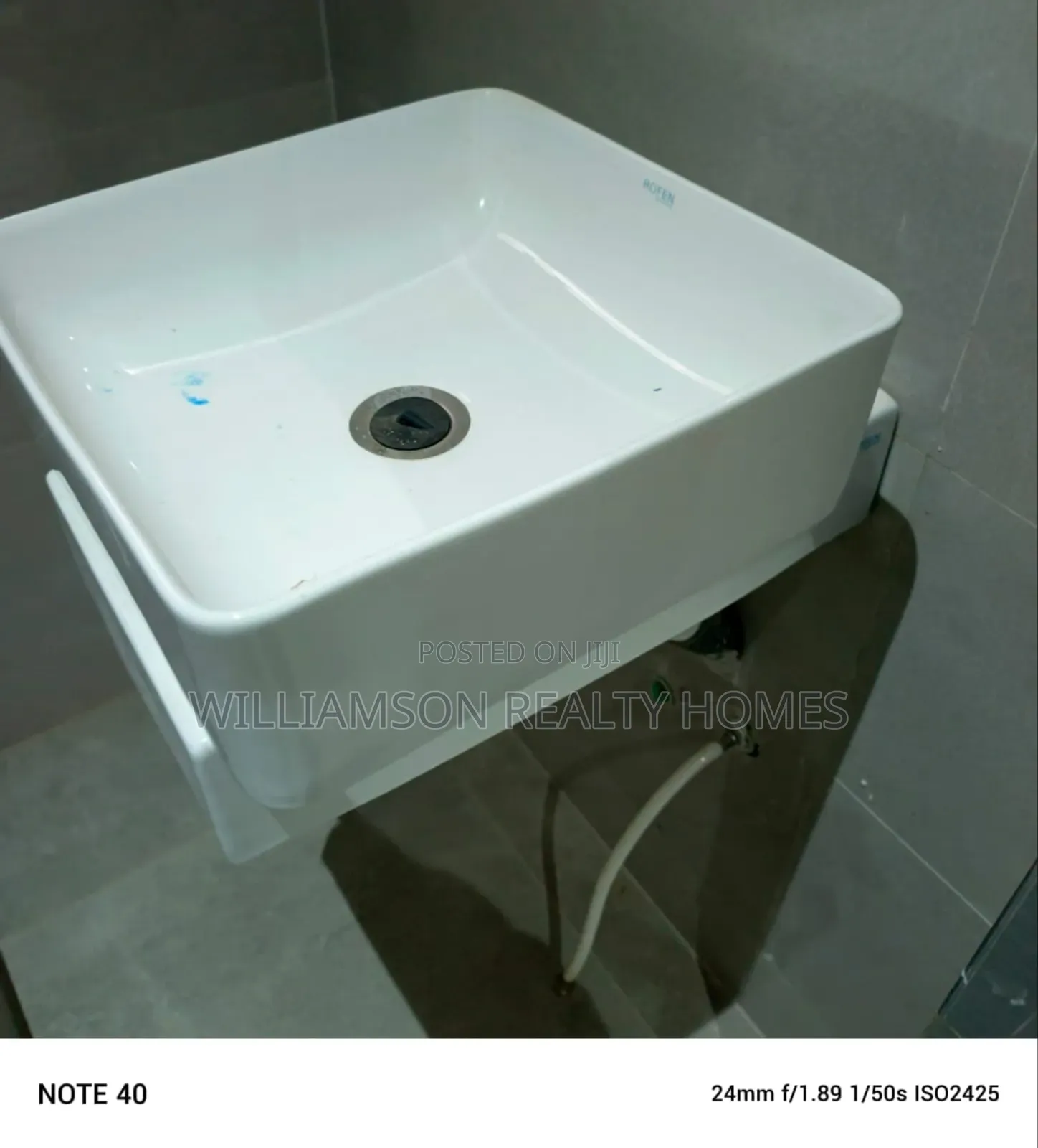 2bdrm House in Hallelujah Junction, Ashaiman Municipal for sale
