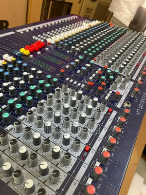 Soundcraft Lx9 24channels Professional Mixer