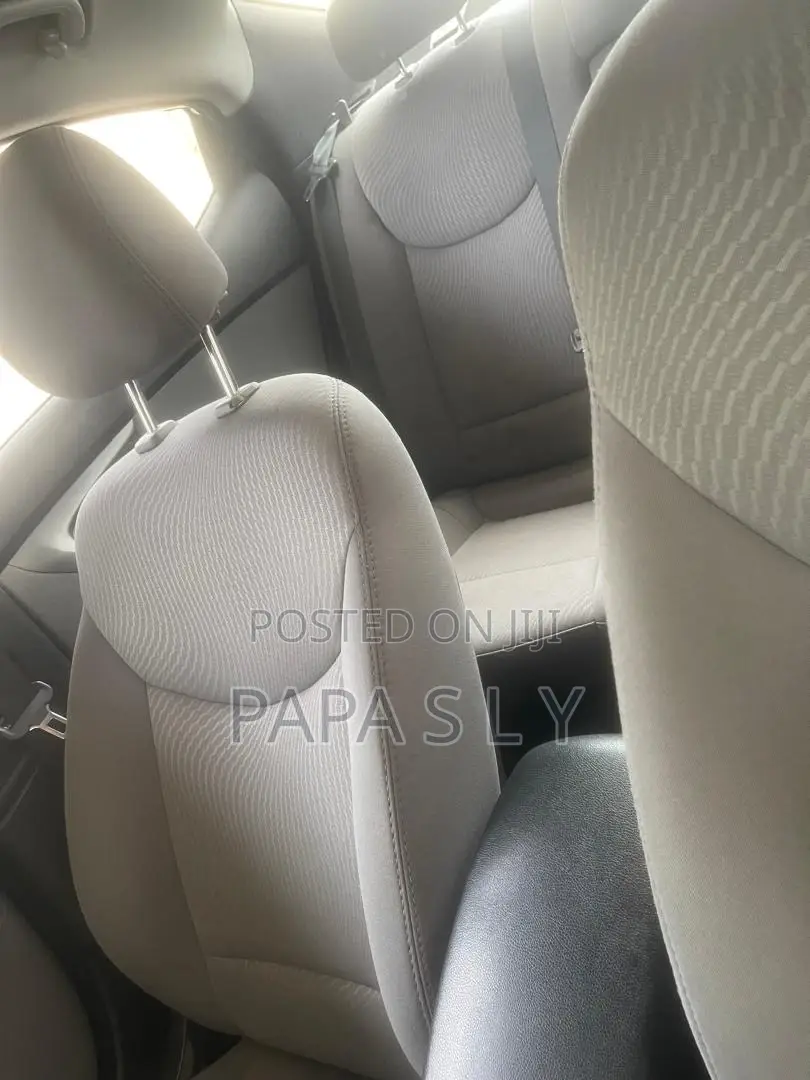 Hyundai Elantra SE Sedan FWD (1.8L 4cyl 6M) 2016 White