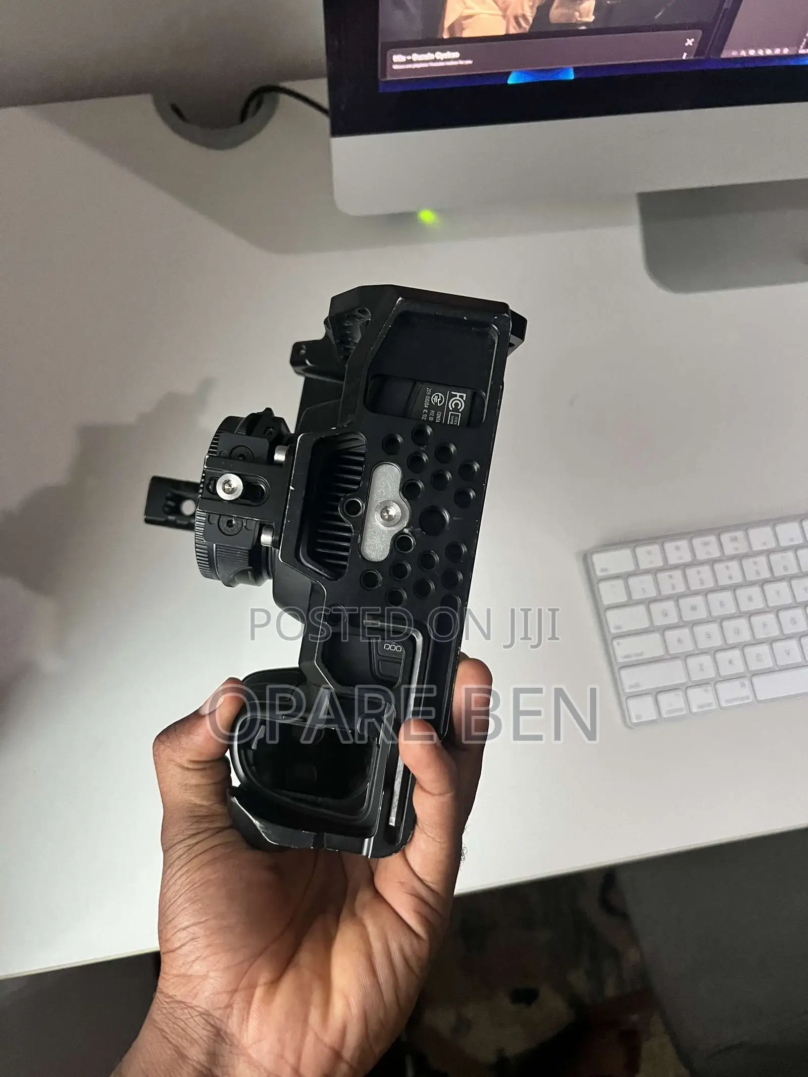 Blackmagic Pocket Cinemacamera With Full Cage Canon Ef Lens Adapter