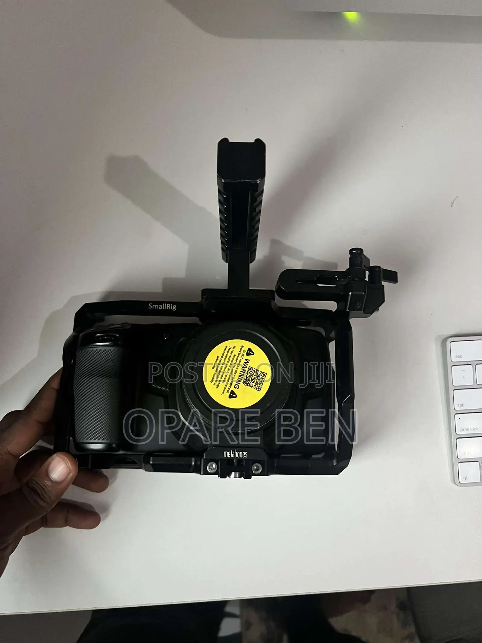 Blackmagic Pocket Cinemacamera With Full Cage Canon Ef Lens Adapter
