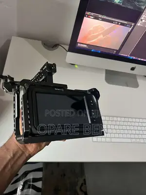 Blackmagic Pocket Cinemacamera With Full Cage Canon Ef Lens Adapter