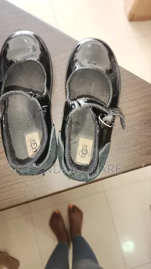 Genuine Ugg Infant Girls Black Shoe.