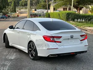 Honda Accord Sport 2018 White